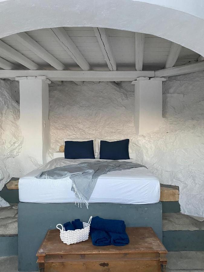 Windhouses Serifos ภายนอก รูปภาพ